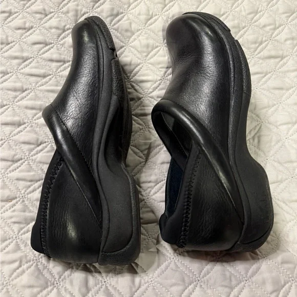 Dansko Black Leather Mules Size 41 / US 10 - Picture 5 of 6